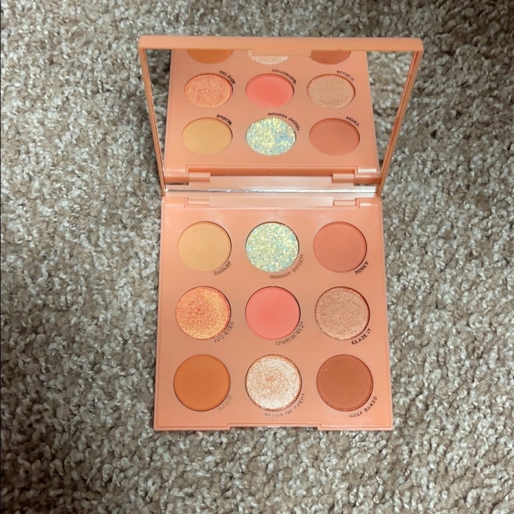 Colourpop baby got peach eyeshadow